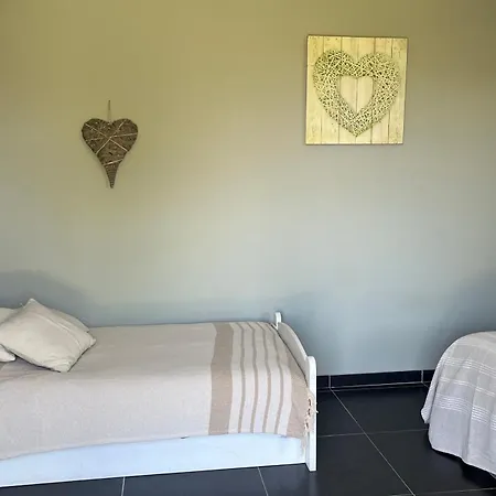 La Ferme Au Bois Dormant Bed & Breakfast 3*